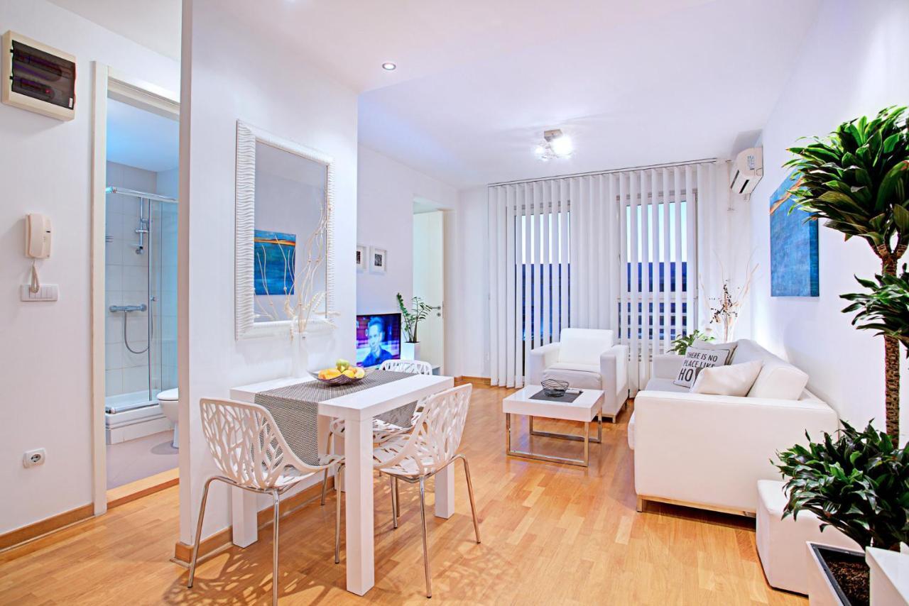 Belville Luxury Apartment Beograd Eksteriør billede