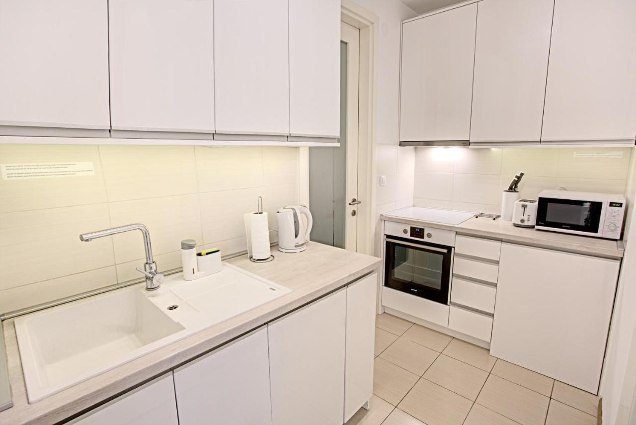 Belville Luxury Apartment Beograd Eksteriør billede